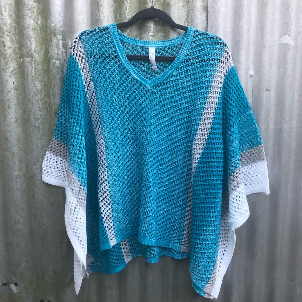 Indigenous Poncho 100% Organic Cotton One Size Open Knit Peru Beach Coastal